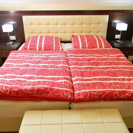 Vila Silva Marija Apartments Pisece ภายนอก รูปภาพ
