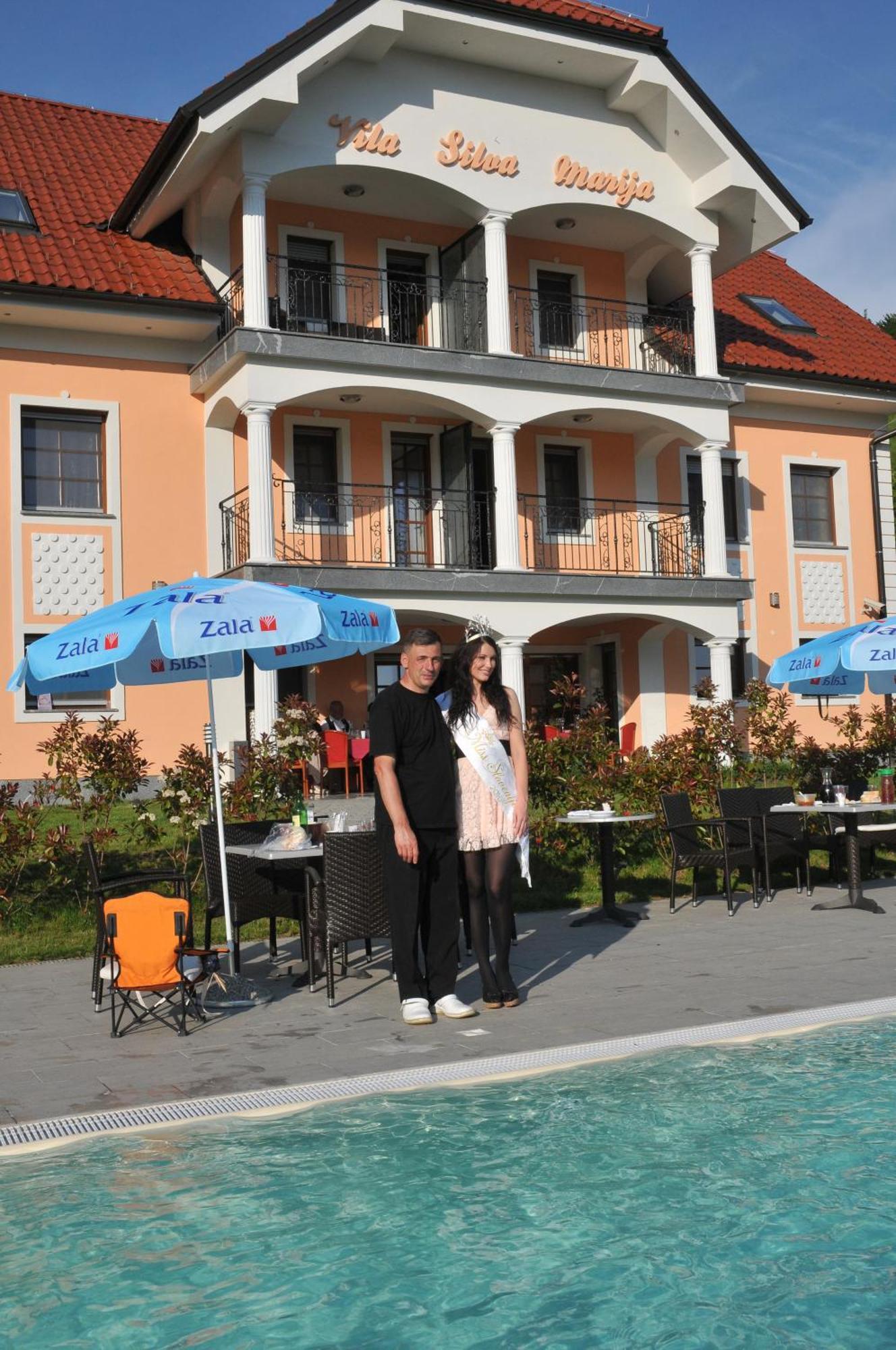 Vila Silva Marija Apartments Pisece ภายนอก รูปภาพ