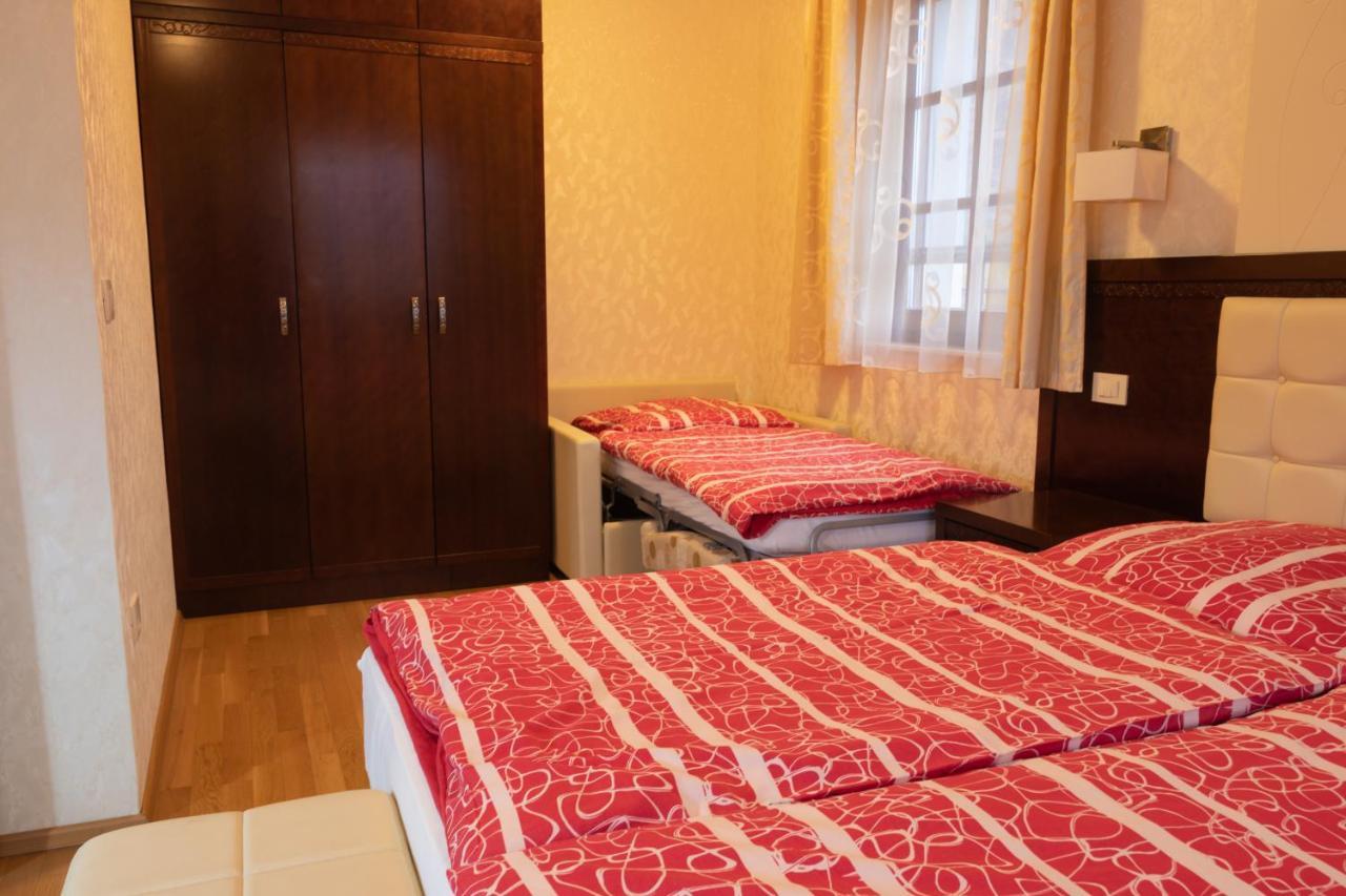 Vila Silva Marija Apartments Pisece ภายนอก รูปภาพ